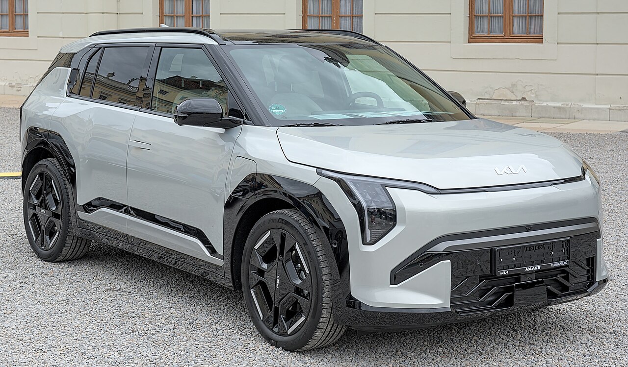 Kia EV3 электрокроссовер