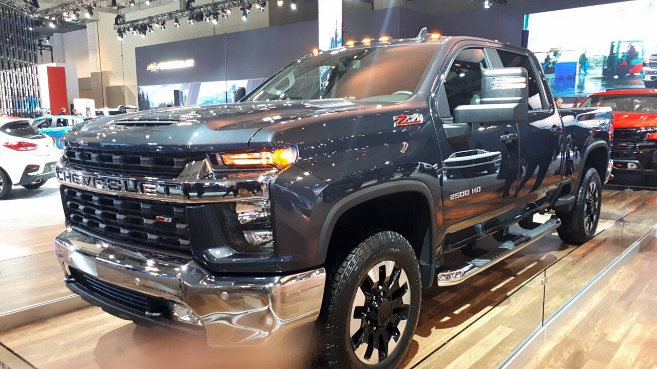 Современный тяжелый пикап Chevrolet Silverado 2500 HD
